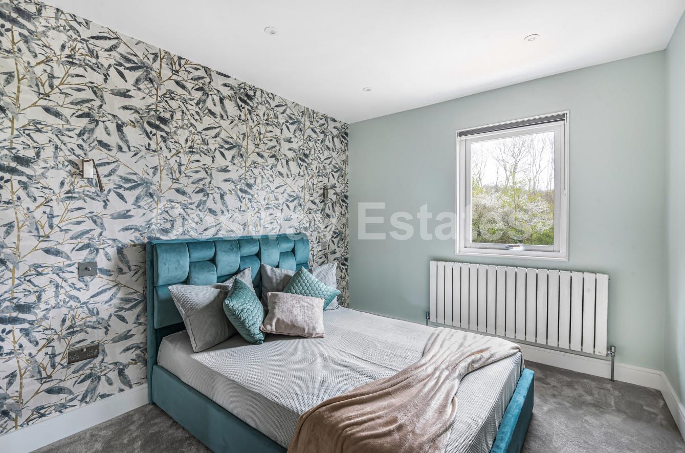 Highwood Hill, Mill Hill